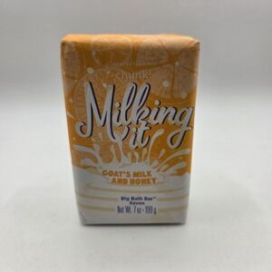 Perfectly Posh Milking It Goat's Milk and Honey Chunk Big Bath Bar 7oz Soap New